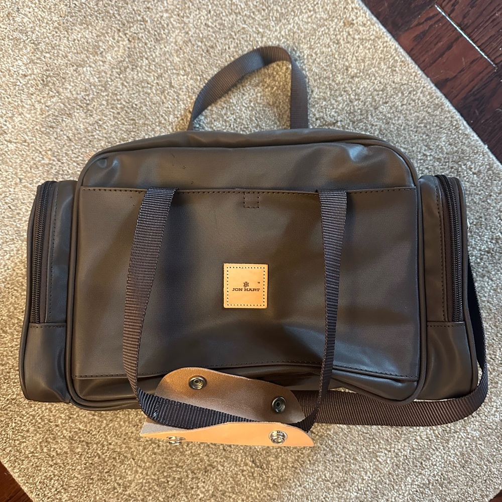 Jon Hart Small Square Duffel Bag - Valero Benefit For Children